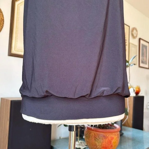 Y2K Express Gold and Black Halter Top - Picture 3 of 5